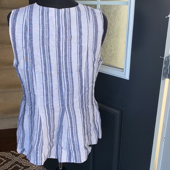 Core Life Peplum Linen Tank Top - Picture 2 of 6